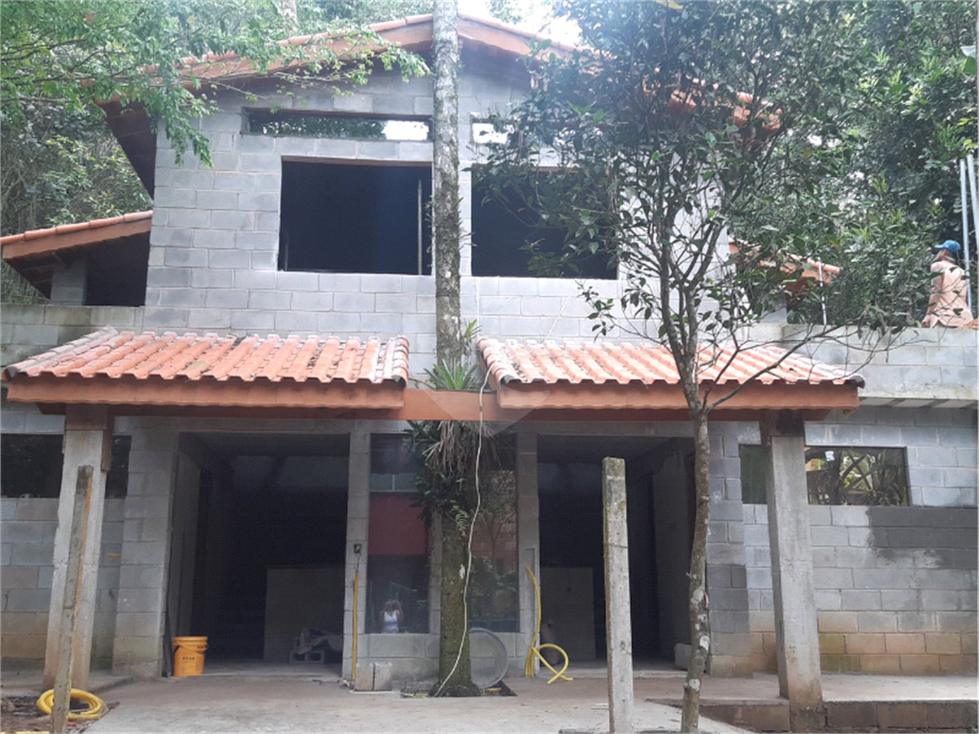 Casa à venda com 3 quartos no condomínio Champs Elysees Village, Mairiporã - SP