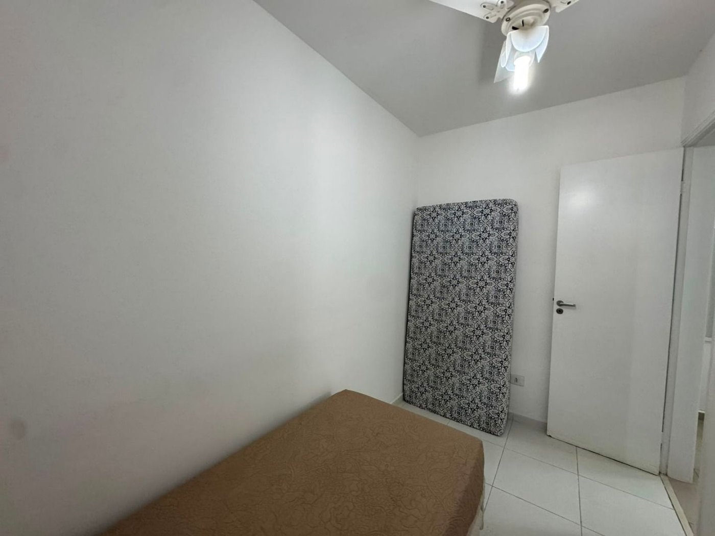 Apartamento com 3 dormitórios para alugar, 80 m² por R$ 4.000,02/mês - Balneário Cidade Atlântica - Guarujá/SP