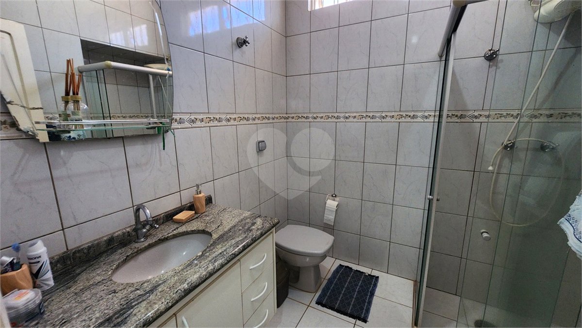 Casa à venda com 3 quartos no Centro, Araraquara, SP
