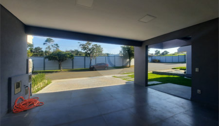 Casa à venda com 3 suítes em Nações, Valinhos, SP
