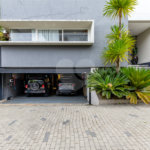 Casa à venda com 4 suítes no condomínio Roma, São Paulo - SP