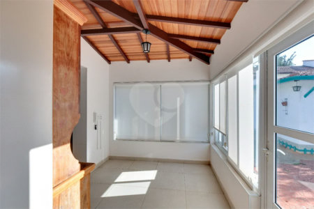 Casa de Vila à venda com 3 quartos em Jardim Hípico, São Paulo, SP