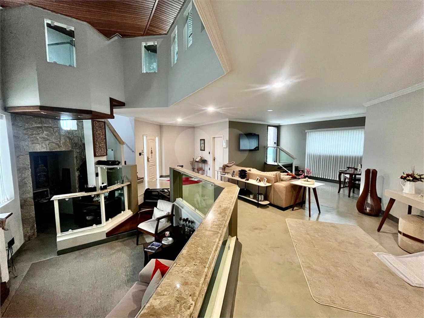 Casa à venda com 4 suítes em Vila Mazarino, Itapetininga, SP