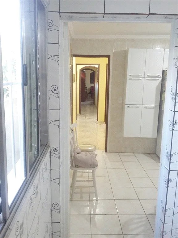 Sobrado à venda com 3 quartos em Jardim Macedônia, São Paulo, SP