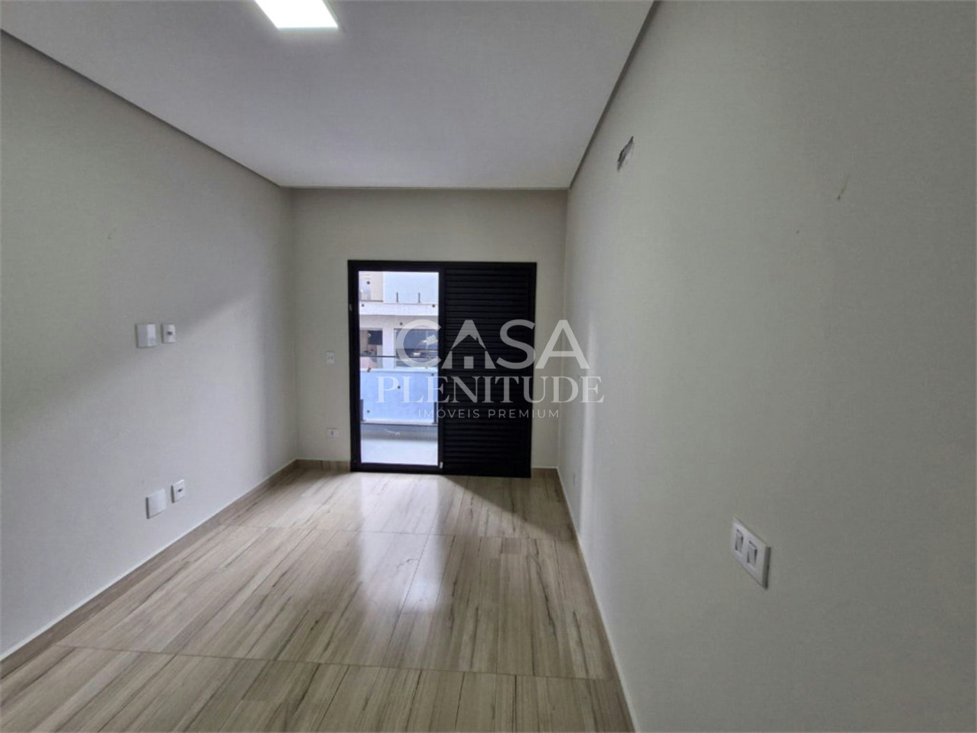 Casa em condomínio à venda com 3 quartos, sendo 1 suíte, em Cajuru do Sul, Sorocaba, SP