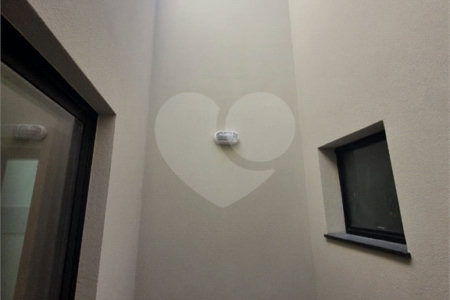 Sobrado à venda com 3 quartos, sendo 1 suíte, em Vila Romero, São Paulo, SP