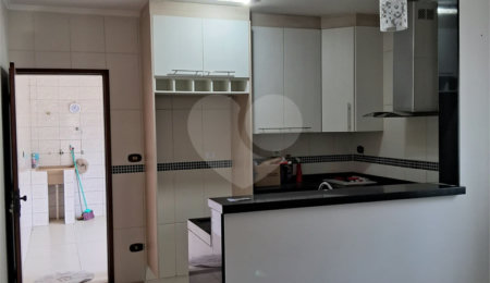 Sobrado à venda com 3 quartos, sendo 1 suíte,  em Cidade Nova I, Indaiatuba, SP