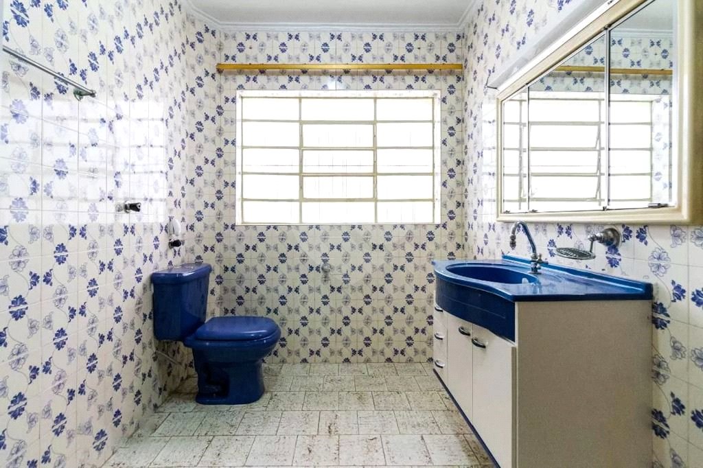 Sobrado à venda com 3 quartos em Vila Carrão, São Paulo, SP