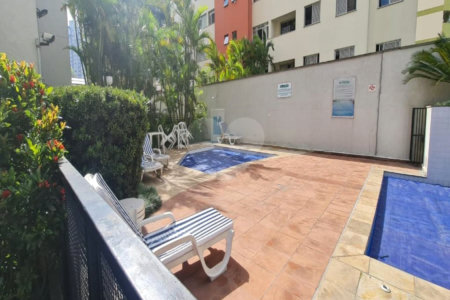 Apartamento à venda com 3 quartos, sendo 1 suíte,  em Vila Gilda, Santo André, SP