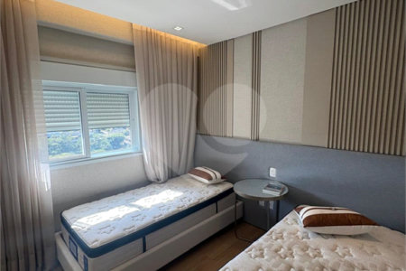 Apartamento à venda com 3 suítes em Urbanova, São José dos Campos, SP