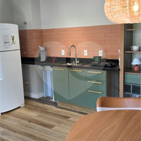 Studio Reformado com Varanda e Lazer Completo 33m2 Campos Elíseos Mobiliado
