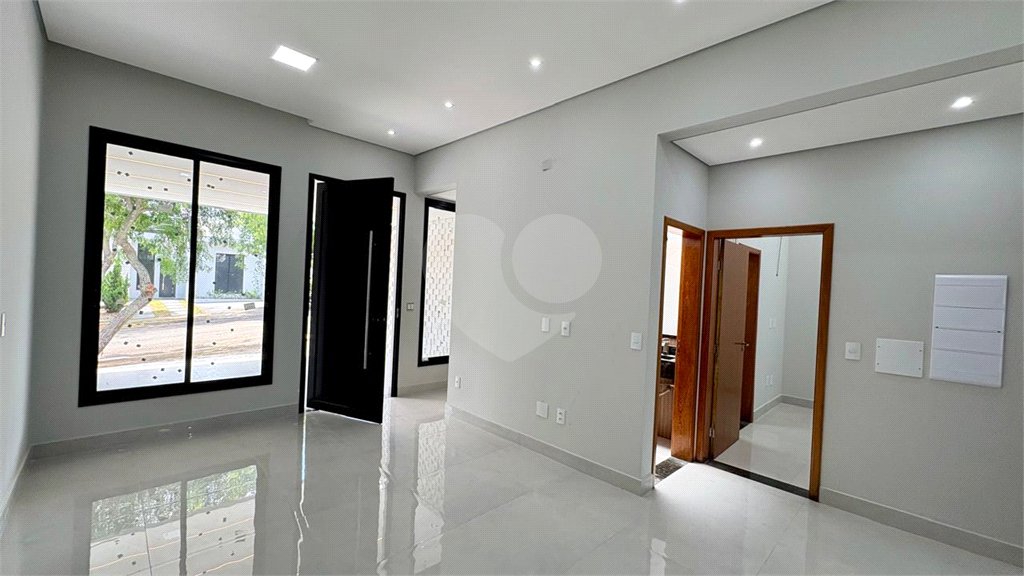Casa à venda com 3 suítes no condomínio Terras de São Francisco, Sorocaba - SP