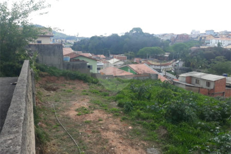 Chácara à venda com 4 quartos em Vila Santa Rita, São Roque, SP