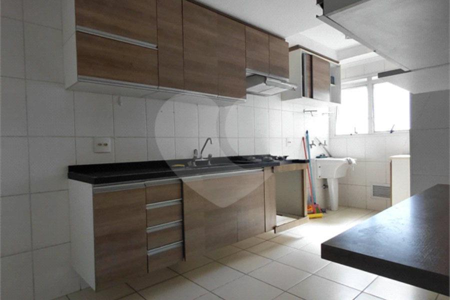 Apartamento à venda ou para alugar com 3 quartos, sendo 1 suíte, em Vila Guarani, São Paulo, SP