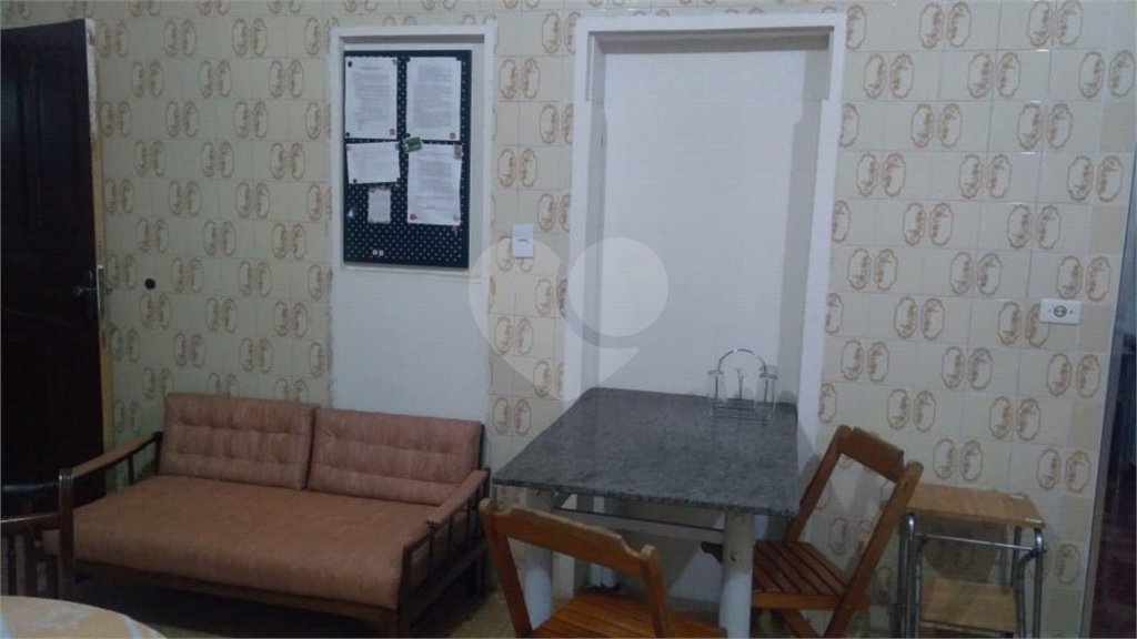 Casa Térrea à venda ou para alugar com 4 quartos, sendo 1 suíte, em Jardim Aeroporto, São Paulo, SP