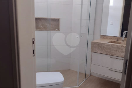 Casa à venda com 3 quartos, sendo 1 suíte, no condomínio Residencial Bouganville, Araraquara - SP