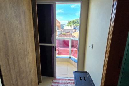 Sobrado à venda com 3 quartos, sendo 1 suíte, em Parque São Luís, São Paulo, SP