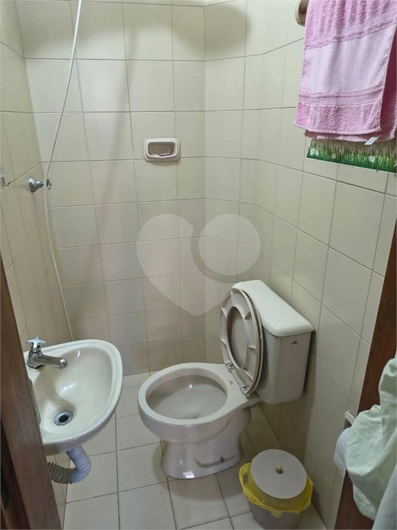 Casa à venda com 3 quartos, sendo 1 suíte, em Mirandópolis, São Paulo, SP