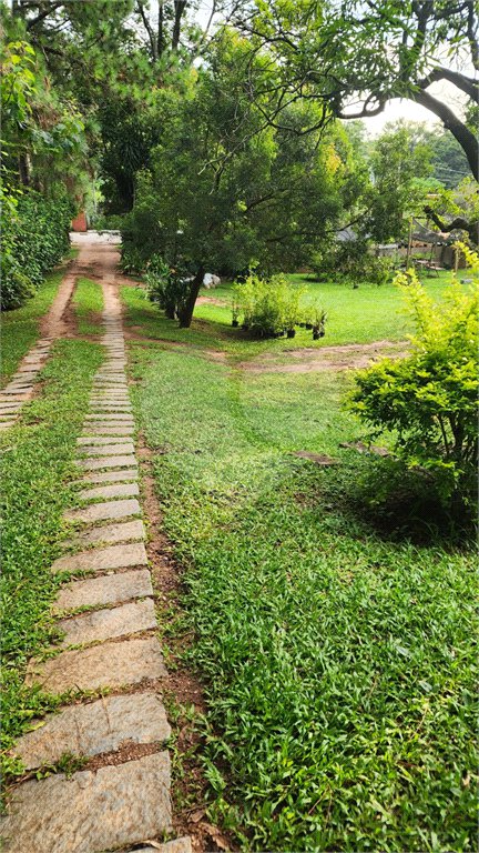 Chácara à venda com 4 quartos, sendo 3 suítes, em Pinheirinho, Vinhedo, SP