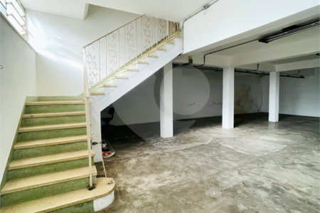 Casa à venda com 12 quartos em Vila Mariana, São Paulo, SP