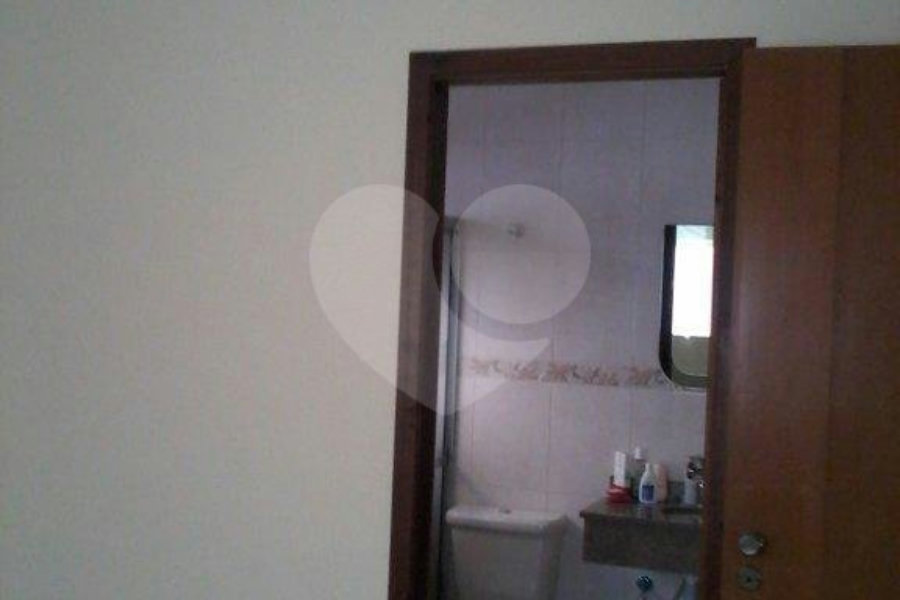 Casa à venda com 2 quartos, sendo 1 suíte,  em Jardim City, Guarulhos, SP