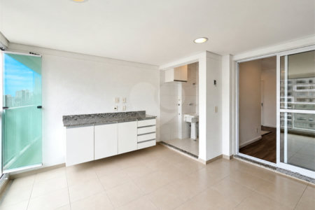 Apartamento à venda ou para alugar com 2 quartos, sendo 1 suíte, em Campo Belo, São Paulo, SP