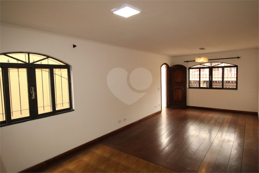Sobrado à venda com 3 quartos, sendo 1 suíte,  em Vila Nova Mazzei, São Paulo, SP
