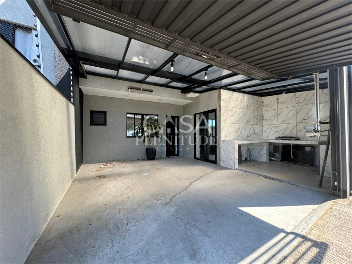 Sobrado à venda com 2 quartos em Wanel Ville, Sorocaba, SP
