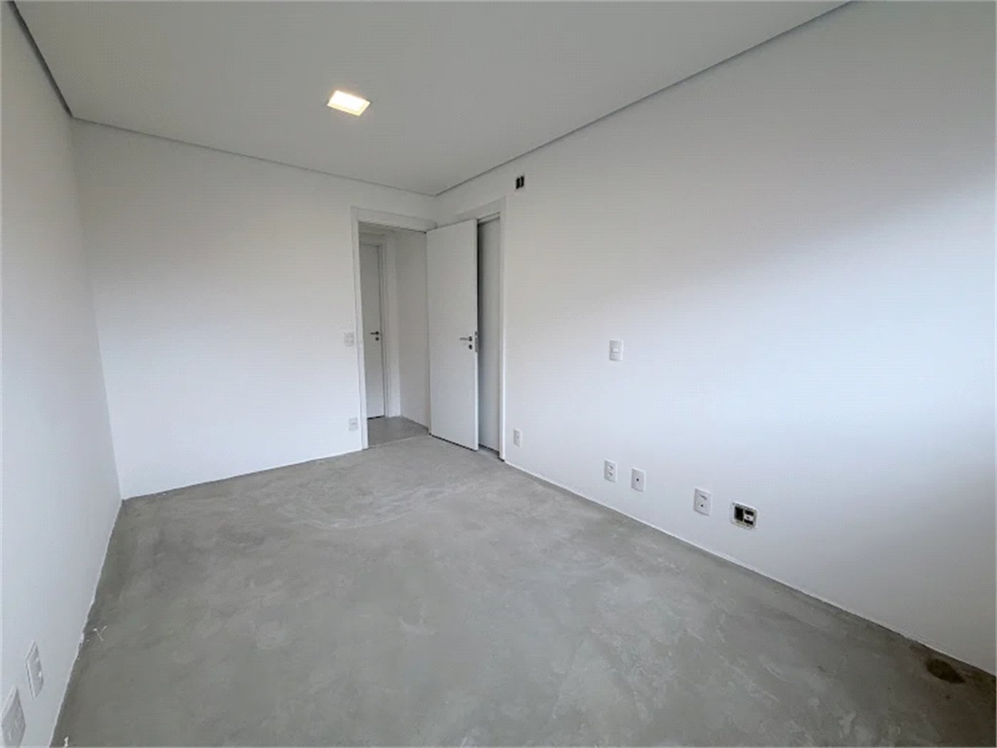 Apartamento à venda com 3 quartos, sendo 1 suíte,  em Vila Leopoldina, São Paulo, SP