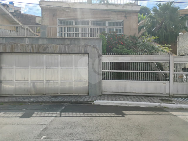 Sobrado à venda com 3 quartos, sendo 1 suíte,  em Jardim São Bento, São Paulo, SP
