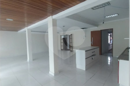 Casa à venda com 4 quartos, sendo 1 suíte, em Campo Grande, Rio de Janeiro, RJ