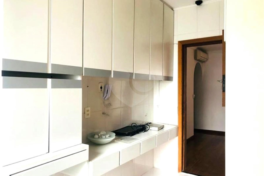 Apartamento para alugar com 3 quartos, sendo 1 suíte, em Jardim América, São Paulo, SP