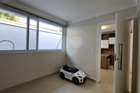 Casa à venda ou para alugar com 5 quartos, sendo 4 suítes, no condomínio Shamballa II, Atibaia - SP
