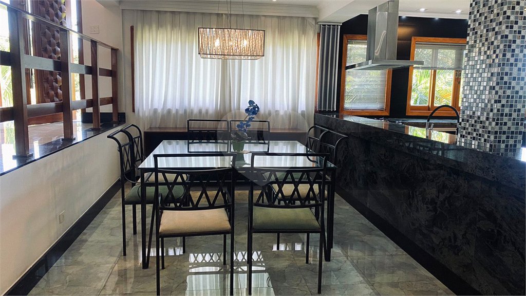 Casa à venda com 5 suítes no condomínio Suíça da Cantareira, Mairiporã - SP