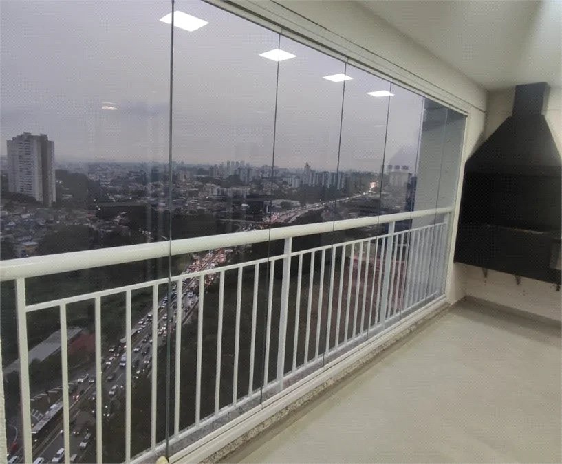 Apartamento à venda com 3 quartos, sendo 2 suítes,  em Jardim Arpoador, São Paulo, SP