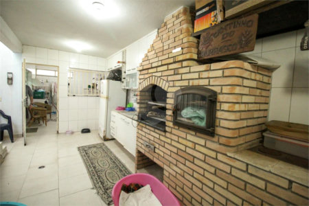 Casa à venda com 5 quartos, sendo 3 suítes, em Vila Paulicéia, São Paulo, SP