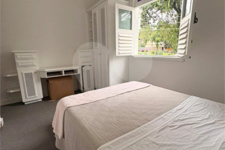 Casa Térrea à venda com 4 suítes em Anchieta, São Bernardo do Campo, SP