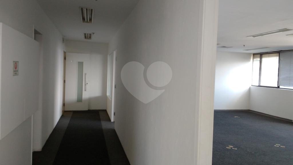 Sala à venda em Alto da Boa Vista, São Paulo, SP