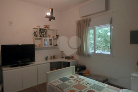 Casa Térrea à venda com 3 suítes em Jardim Prudência, São Paulo, SP
