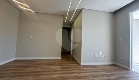 Apartamento à venda com 3 quartos, sendo 1 suíte,  em Jardim Arize, São Paulo, SP