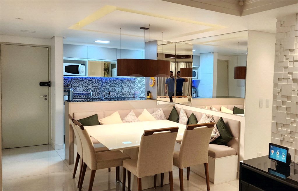 Apartamento à venda com 3 quartos, sendo 1 suíte, em Vila Campestre, São Paulo, SP