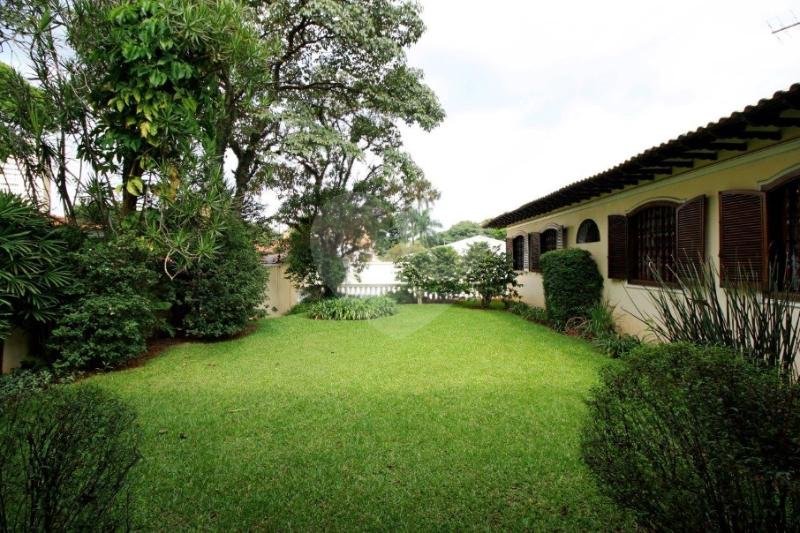 Casa Térrea à venda com 4 quartos, sendo 1 suíte, em City Boaçava, São Paulo, SP
