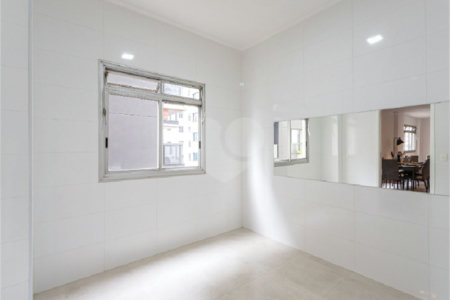 Apartamento à venda com 3 quartos, sendo 1 suíte, em Itaim Bibi, São Paulo, SP