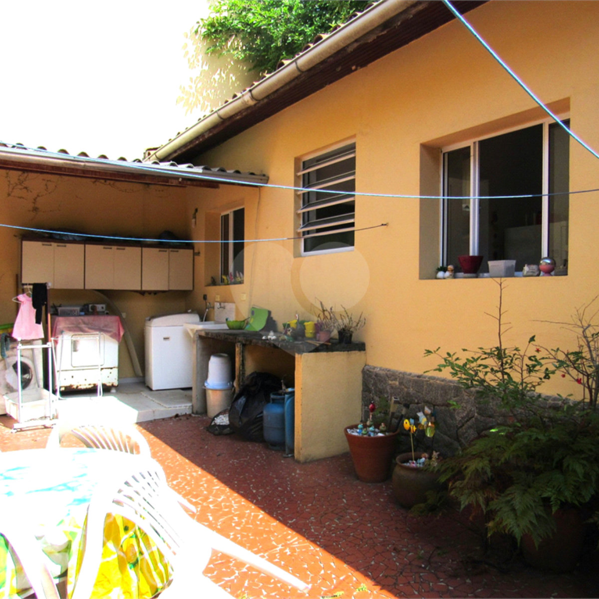 Casa à venda com 3 quartos em Moema, São Paulo, SP