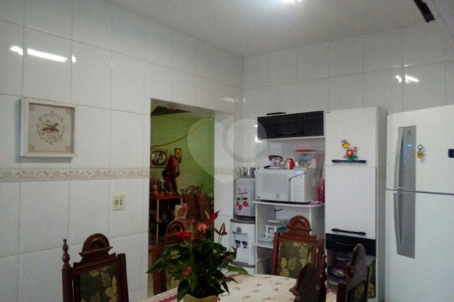 Sobrado à venda com 3 quartos, sendo 1 suíte, em Tremembé, São Paulo, SP