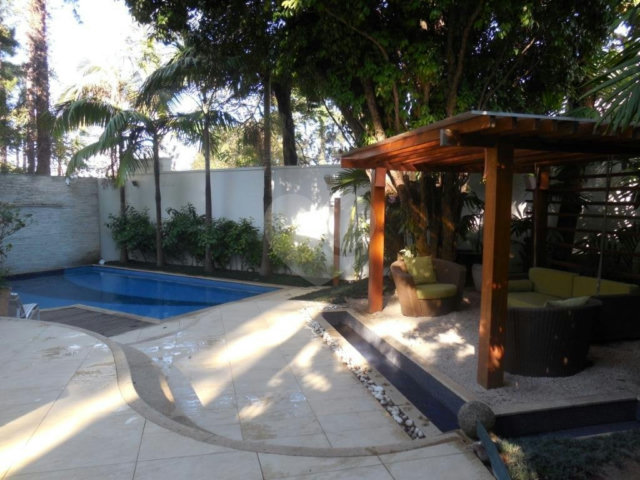 Casa à venda ou para alugar com 4 suítes no condomínio Villa Imperial, São Paulo - SP