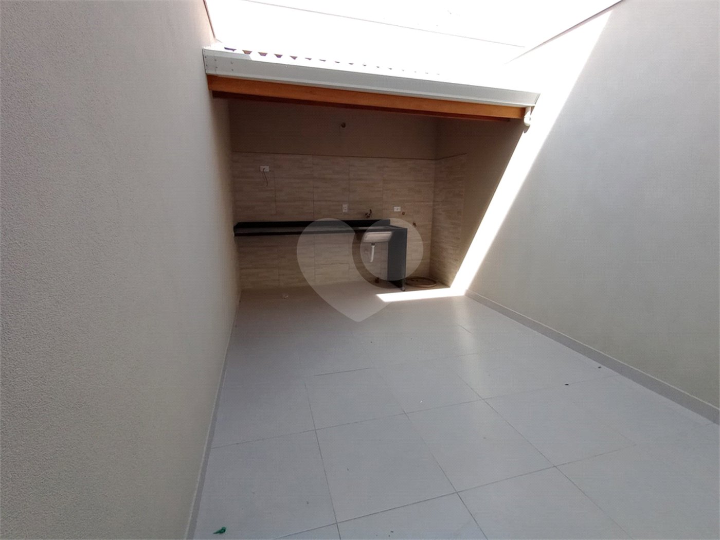 Sobrado à venda com 3 quartos, sendo 1 suíte,  em Campo Grande, São Paulo, SP
