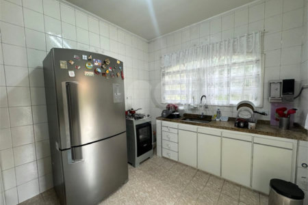 Casa à venda com 4 quartos, sendo 1 suíte,  em Vila Galvão, Guarulhos, SP