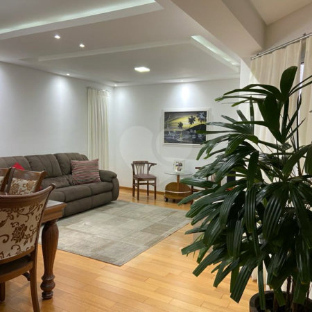 Apartamento à venda com 3 suítes em Vila Bastos, Santo André, SP