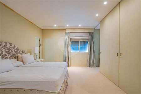 Apartamento à venda com 4 suítes em Jardim Paulistano, São Paulo, SP